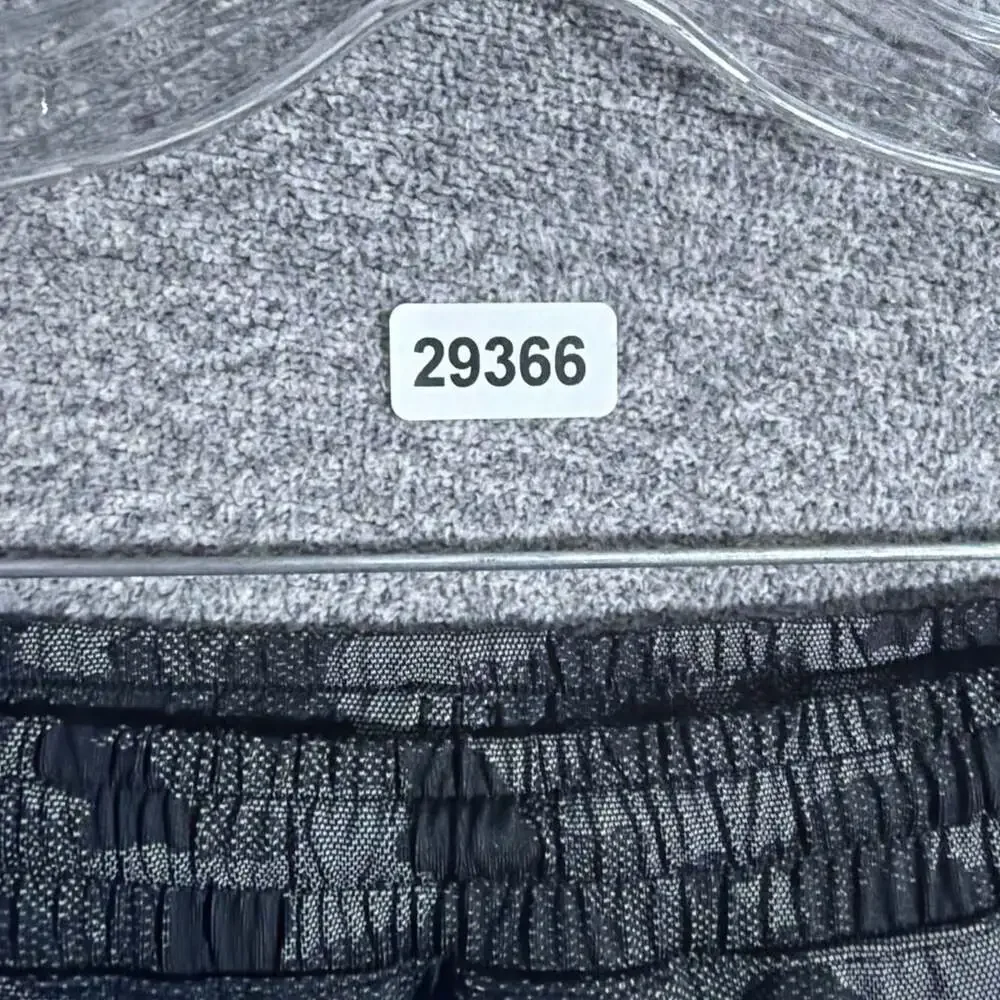 Lululemon Men’s Size Small Dark Camo 7